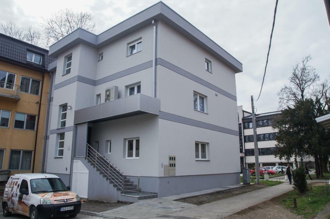 Prenociste Park Bed & Breakfast Modrica Exterior photo